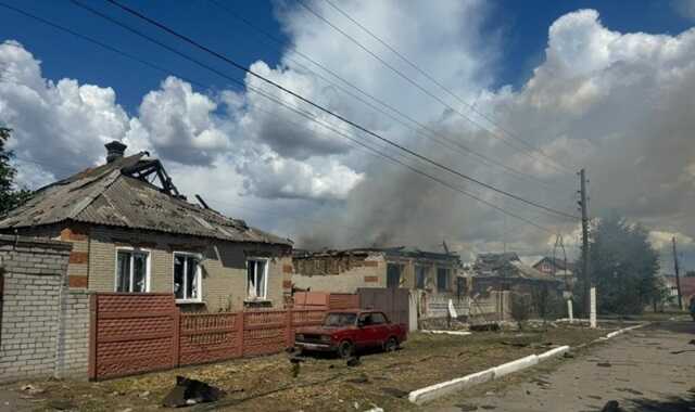 Росіяни скинули авіабомби на селище поблизу Харкова