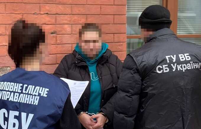 На Київщині затримано шахрайку, яка за мільйон обіцяла повернути з полону захисника Азовсталі