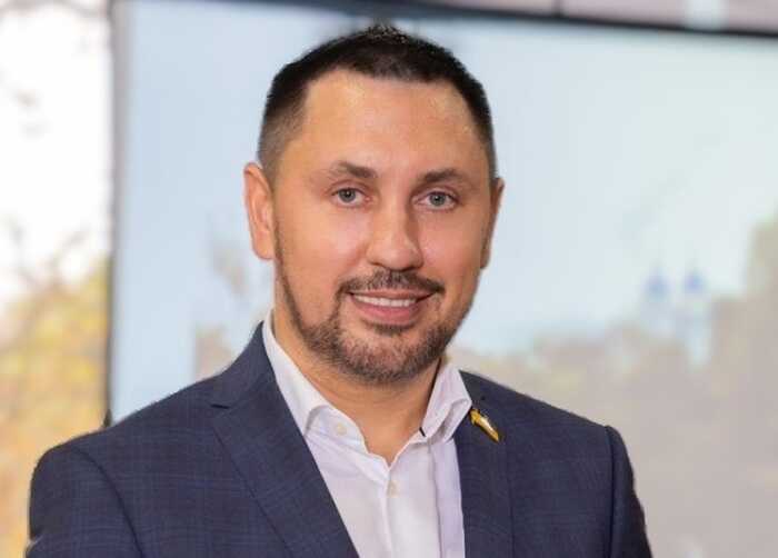 Народний депутат Стріхарський має прибутки від німецької будівельної компанії, зареєстрованої на його матір та сестру