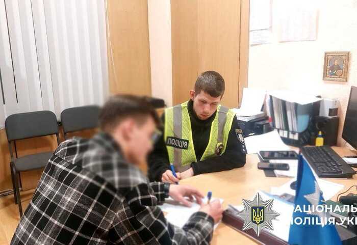 Поліція Києва знайшла «блогерів», які напідпитку розмахували зброєю у прямому ефірі
